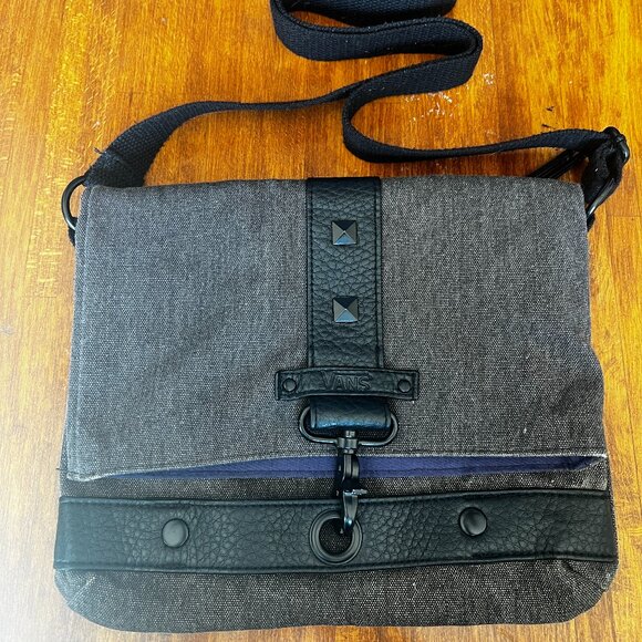 Vans Studded Crossbody Bag - Picture 1 of 7